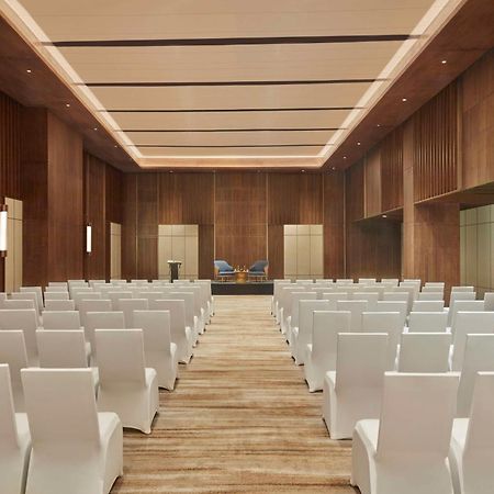 Hilton Gurugram Baani City Centre Gurgaon Zewnętrze zdjęcie
