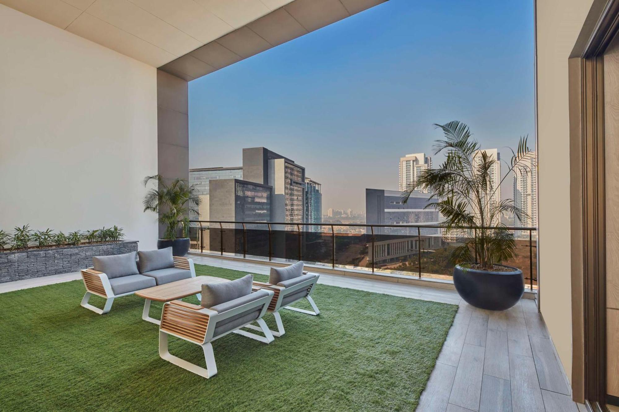 Hilton Gurugram Baani City Centre Gurgaon Zewnętrze zdjęcie